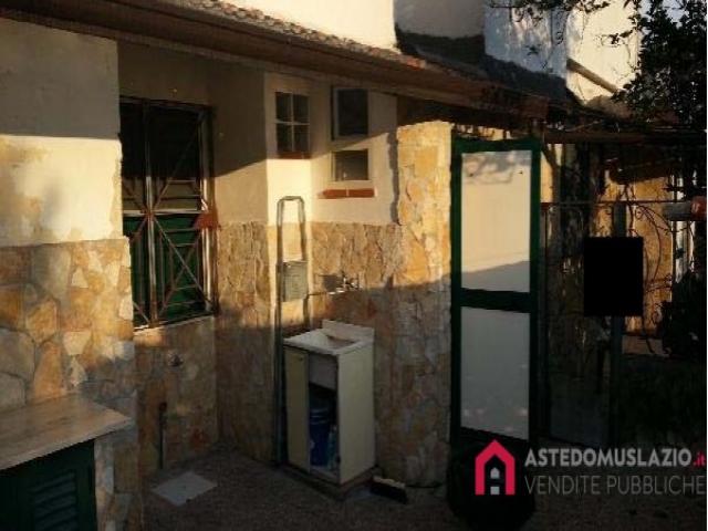 Case - Appartamento via pescinola n°6 formia  -  latina