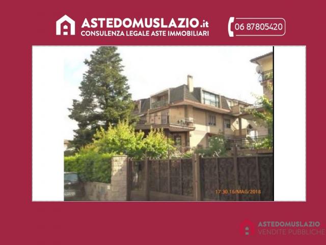 Case - Appartamento via placanica n° 138 roma