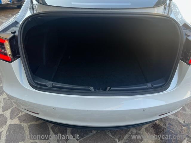 Auto - Tesla model 3 long range performance awd