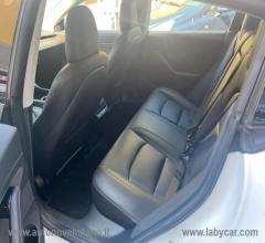 Auto - Tesla model 3 long range performance awd