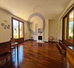 Appartamenti in Vendita - Villa in vendita a bisceglie ville via bovio / ferrovia