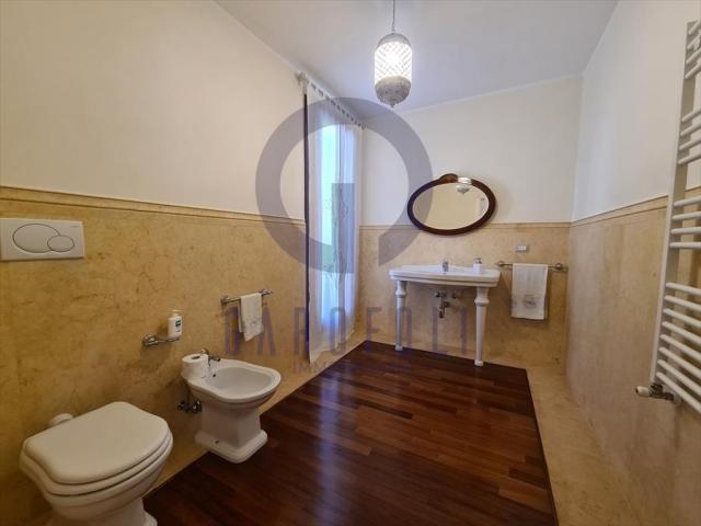 Appartamenti in Vendita - Villa in vendita a bisceglie ville via bovio / ferrovia