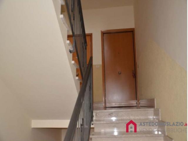 Case - Appartamento in via verginia tonelli 103 (rm)