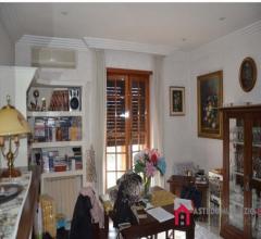 Case - Appartamento in via verginia tonelli 103 (rm)