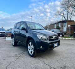 Auto - Toyota rav4 2.2 d-4d 177 cv luxury