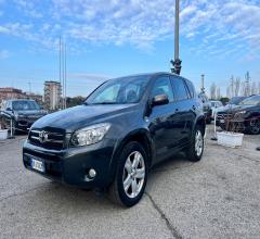 Auto - Toyota rav4 2.2 d-4d 177 cv luxury