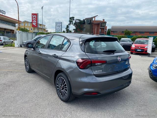 Auto - Fiat tipo 1.0 5 porte