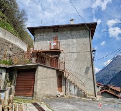 Case - Paisco vendesi casa indipendente da terra a cielo