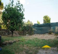 Case - Casa singola con giardino in vendita a massa