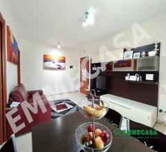 Appartamenti in Vendita - Trivani con posto auto cantina e spazi esterni