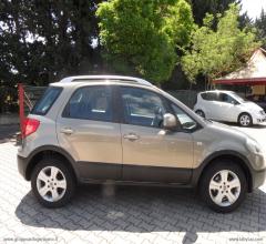 Auto - Fiat sedici 1.9 mjt 4x4 emotion