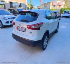 Auto - Nissan qashqai 1.5 dci acenta