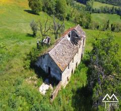 Case - Antico casale panoramicissimo con 22 ettari di terreno