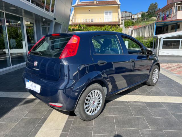 Auto - Fiat punto 1.3 mjt ii s&s 95 cv 5p. street