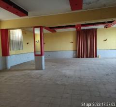 Appartamenti in Vendita - Locale commerciale in vendita a cerignola sp 231