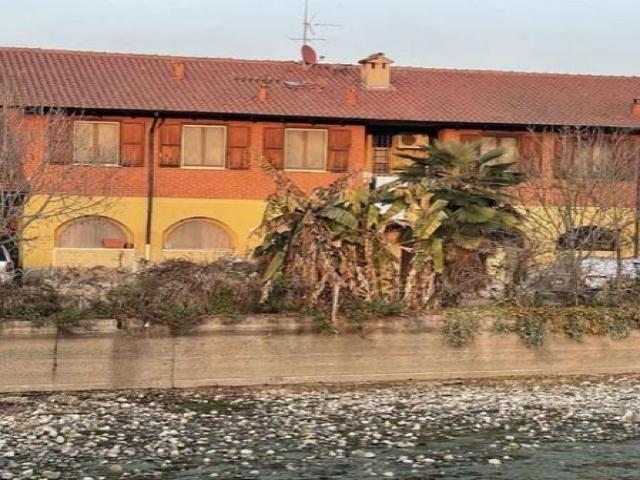 Fondo agricolo - localita' cascina padregnana, 2