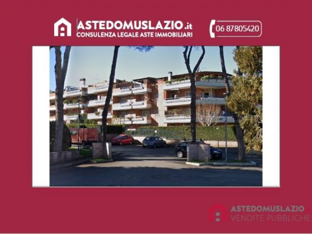 Appartamento e 2 box auto via ardeatina n° 600 roma