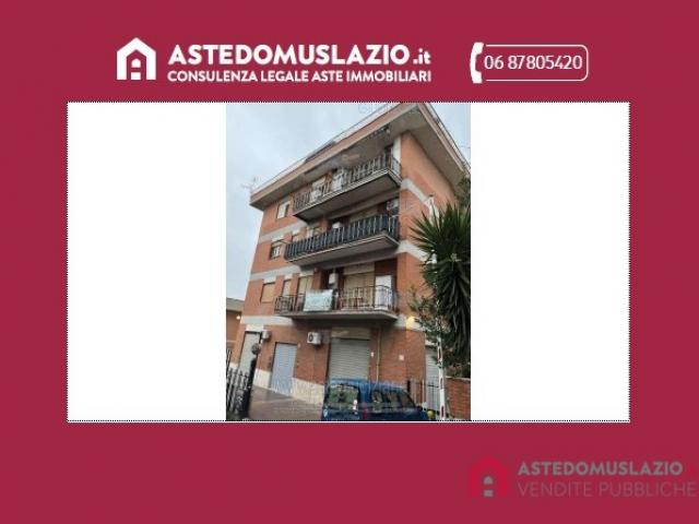 Case - Appartamento via gian battista miliani n° 5 roma