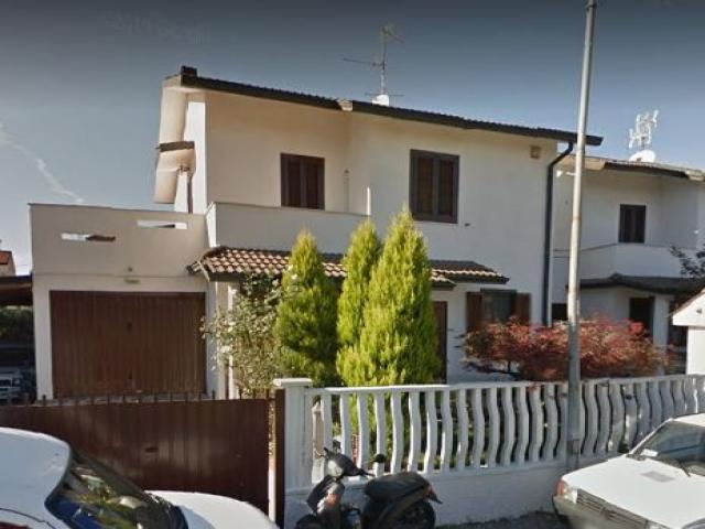 Case - Abitazione in villini - via bergamo 9