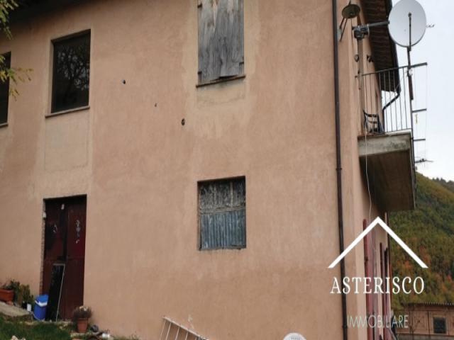 Case - Appartamento - fraz. spina vecchia n. 49 - campello sul clitunno (pg) - 06042