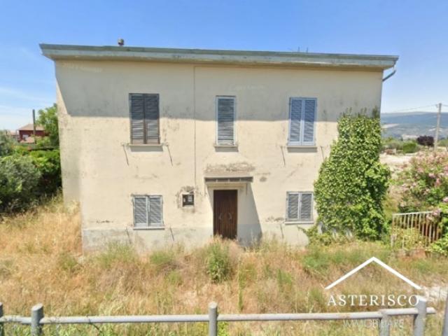 Case - Casa indipendente - via bevagna, n. 54 - foligno (pg)