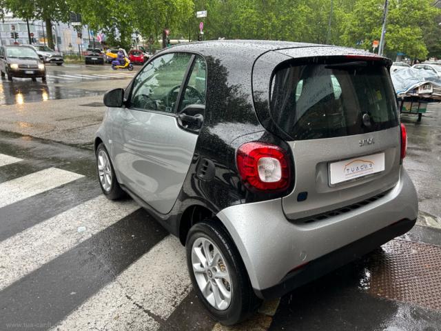 Auto - Smart fortwo eq youngster