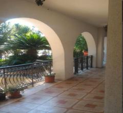 Case - Villa singola con piscina
