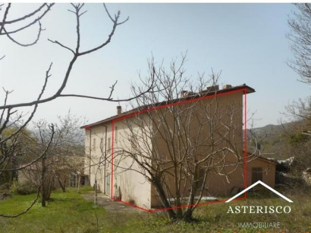 Case - Terratetto - voc. pianelle - cerreto di spoleto (pg)