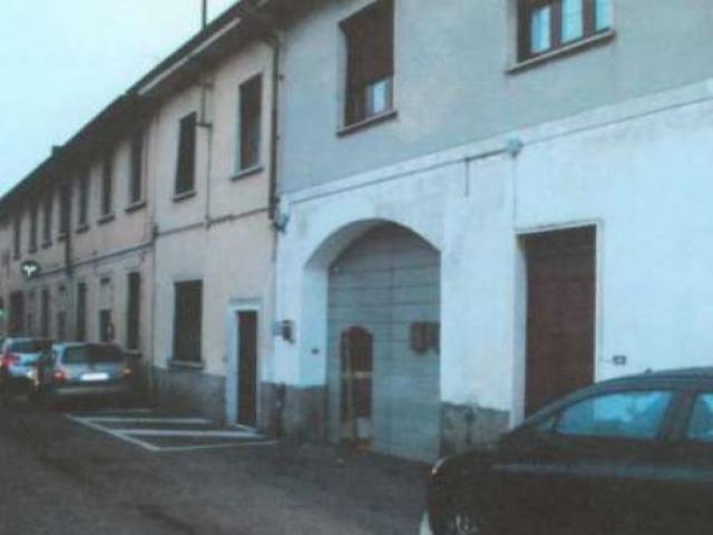 Case - Complesso immobiliare - via xxv aprile n. 13 e via giacomo matteotti n. 35