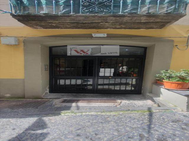 Appartamenti in Vendita - Appartamento in vendita a napoli centro storico