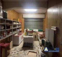 Case - Negozio e due appartamenti in via r. beneventi n. 21 e 25, lama mocogno (mo) fraz. borra -
