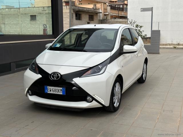 Auto - Toyota aygo 1.0 vvt-i 69 cv 5p. x-cool