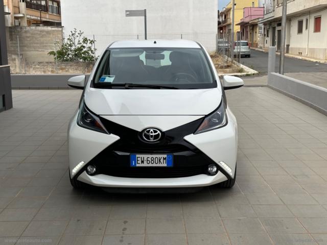 Auto - Toyota aygo 1.0 vvt-i 69 cv 5p. x-cool