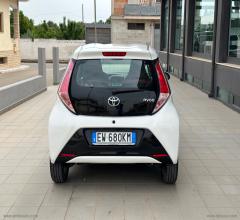 Auto - Toyota aygo 1.0 vvt-i 69 cv 5p. x-cool