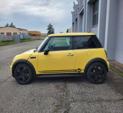 Auto - Mini mini one d