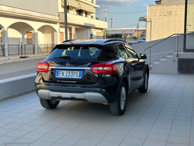 Auto - Mercedes-benz gla 180 d automatic business