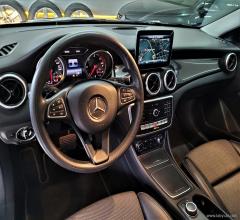 Auto - Mercedes-benz cla 180 d automatic