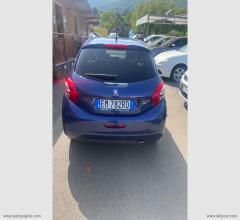 Auto - Peugeot 208 1.6 e-hdi 92 cv s&s 3p. allure