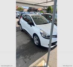 Auto - Renault clio 1.2 75 cv 5p. wave