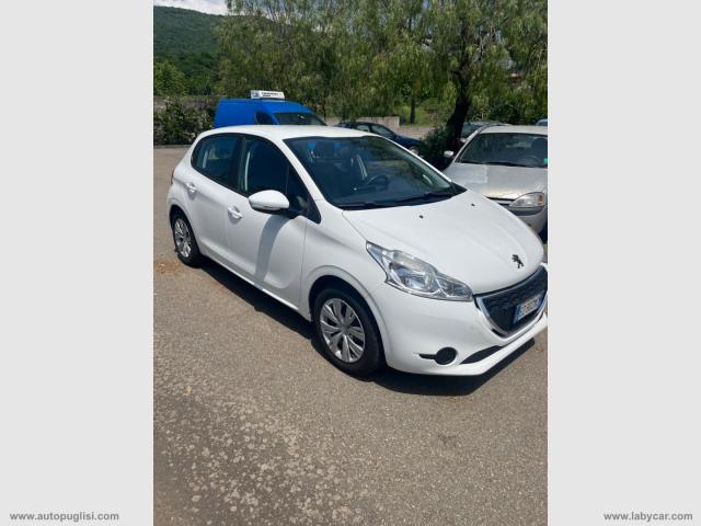 Auto - Peugeot 208 puretech 82 5p. active