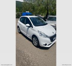 Auto - Peugeot 208 puretech 82 5p. active