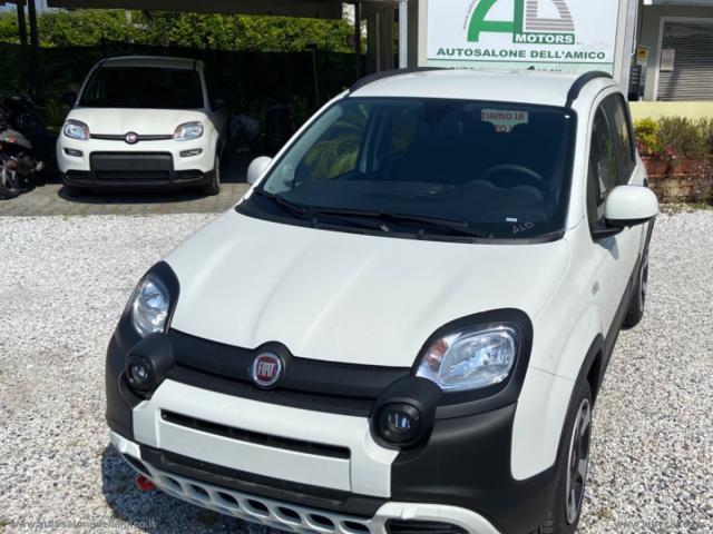 Auto - Fiat panda cross 1.0 firefly s&s hybrid