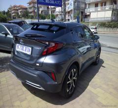 Auto - Toyota c-hr 2.0 hybrid e-cvt comfort