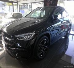 Auto - Mercedes-benz gla 200 d automatic premium