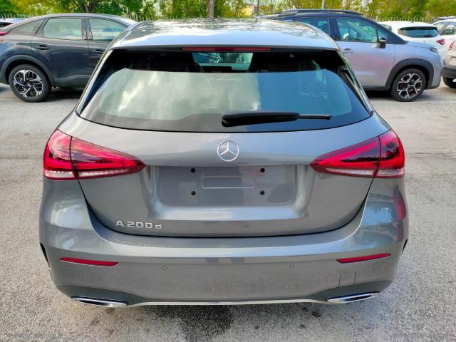 Auto - Mercedes-benz a 200 d automatic premium amg line