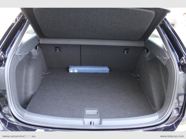 Auto - Volkswagen taigo 1.0 tsi life