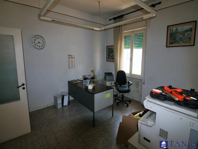 Case - Appartamento in centro carrara rif aa3947