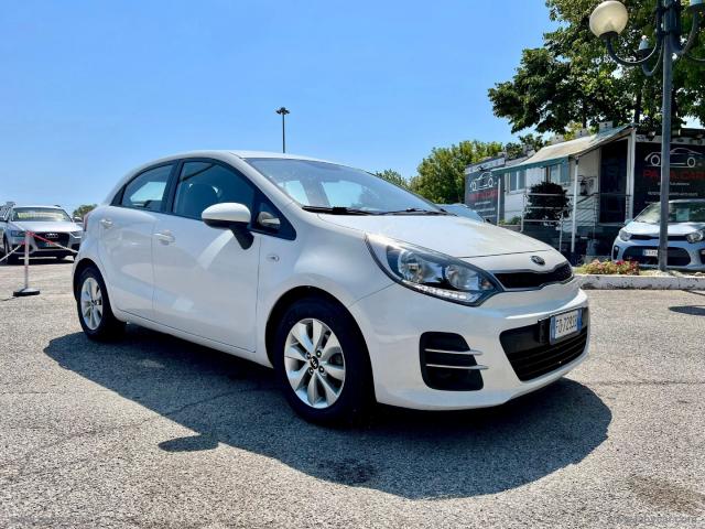 Kia rio 1.1 crdi 5p.s&s high tech