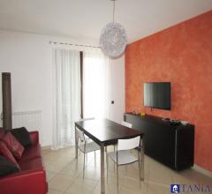 Case - Appartamento in piccola palazzina  di recente costruzione con giardino a quercioli rif 3470