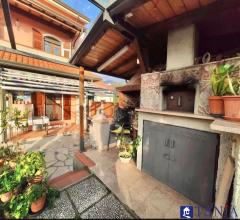 Case - Semindipendente terra tetto con giardino a colombiera rif 3737